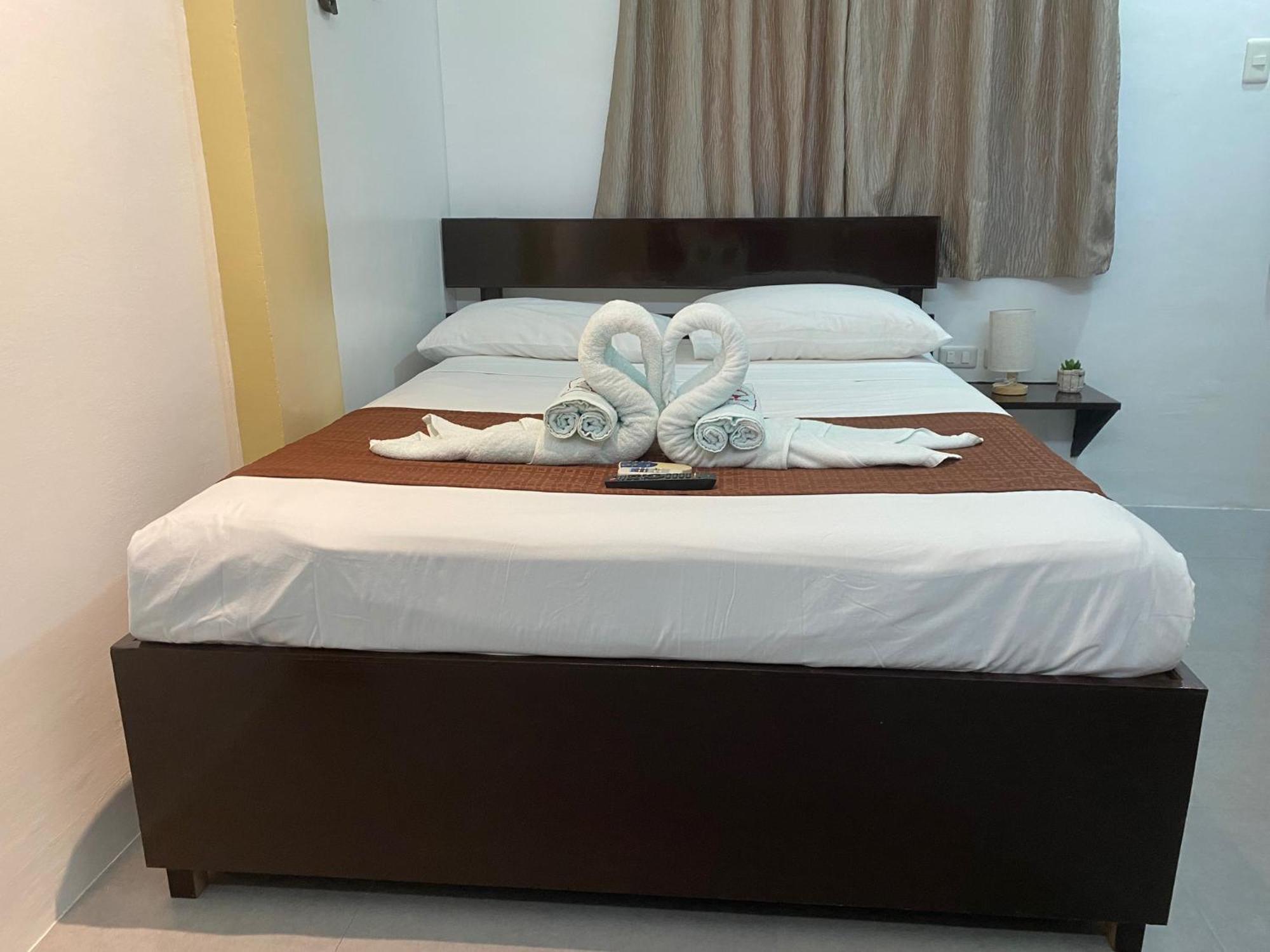 Papa Freds Beach Resort Puerto Galera Ngoại thất bức ảnh