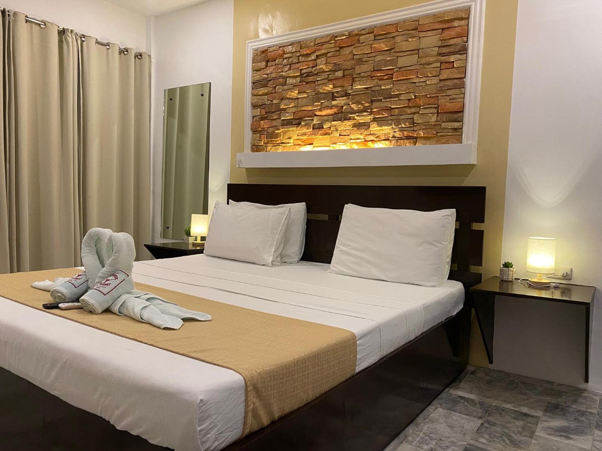 Papa Freds Beach Resort Puerto Galera Ngoại thất bức ảnh