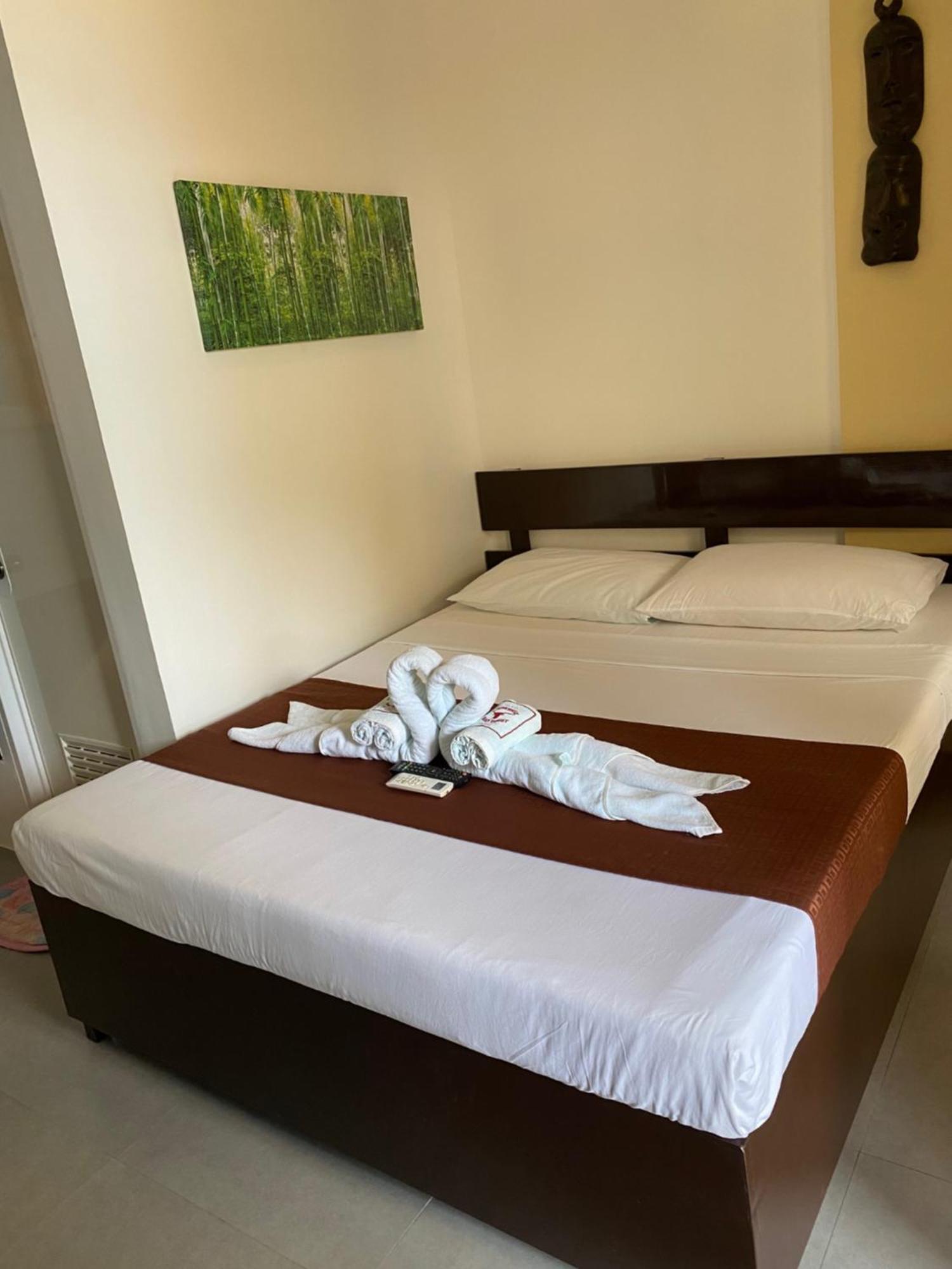 Papa Freds Beach Resort Puerto Galera Ngoại thất bức ảnh
